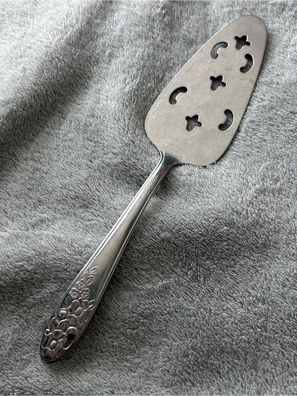 Maytime Pie Server